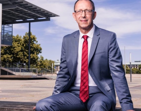 Energie-Minister Günther ist ein Grundlast-Leugner: Grüne vor die Tür setzen!