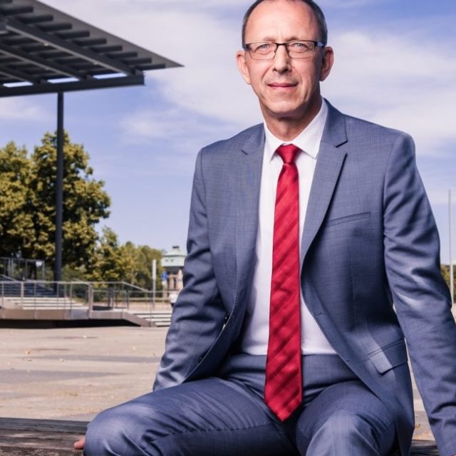 Energie-Minister Günther ist ein Grundlast-Leugner: Grüne vor die Tür setzen!