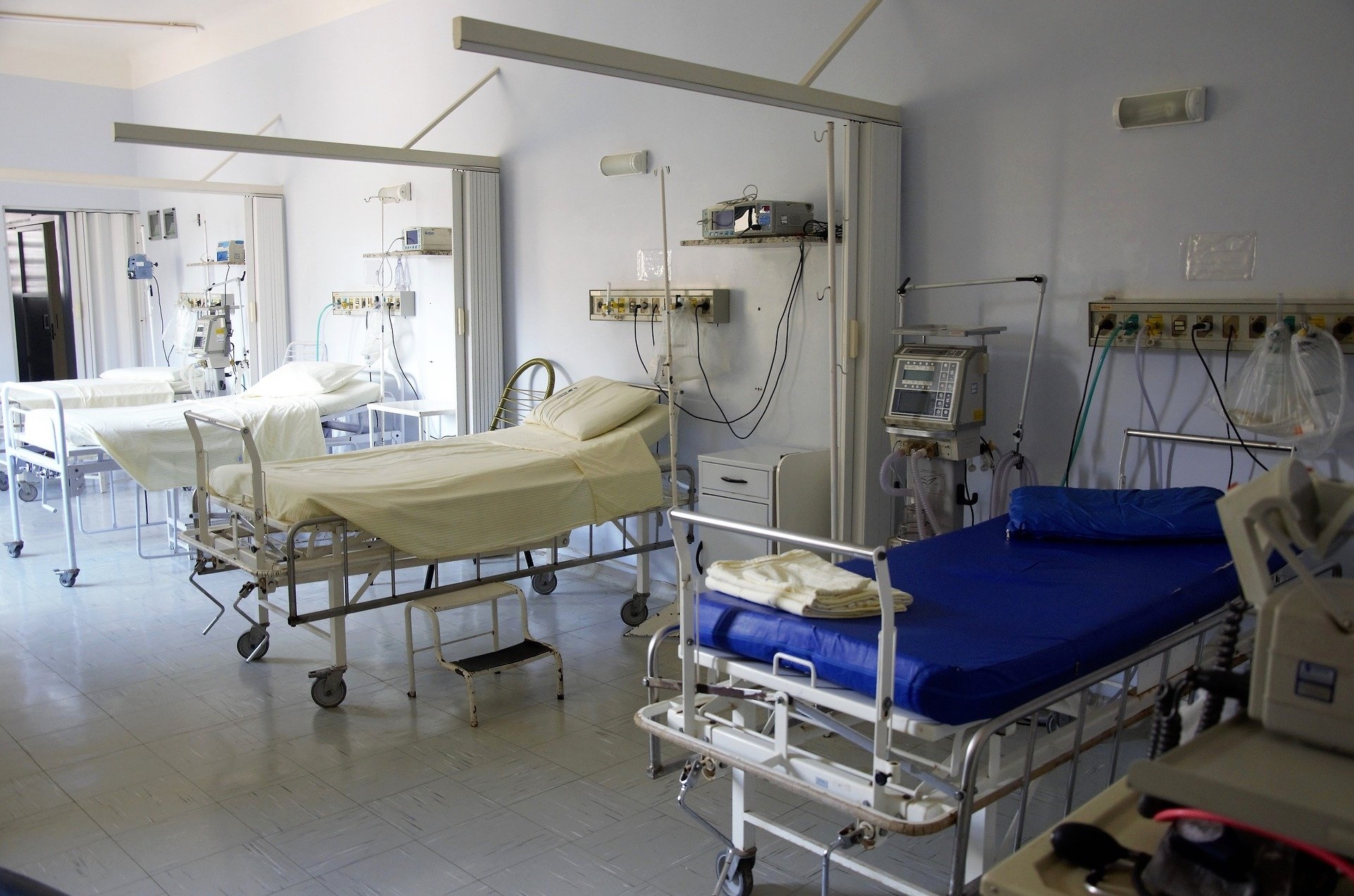 Corona-Hysterie: Krankenhäuser sind leer