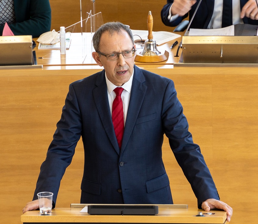 Corona-Maßnahmen: Sächsische Verfassungsrichter sollten sich am Sachverständigenrat orientieren